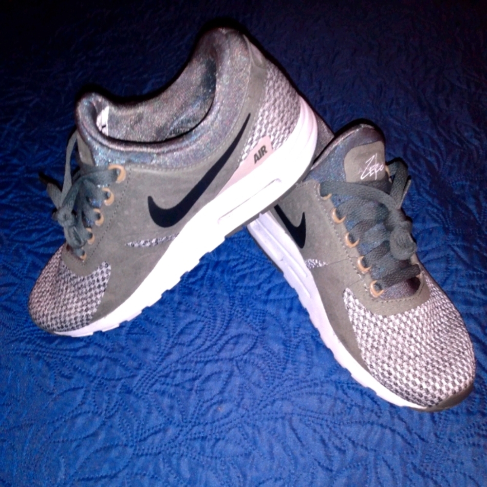 Nike Air Max Zero SE